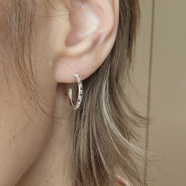 Pendientes de plata medialuna con bolitas | Aros media luna modernos - Imagen 3
