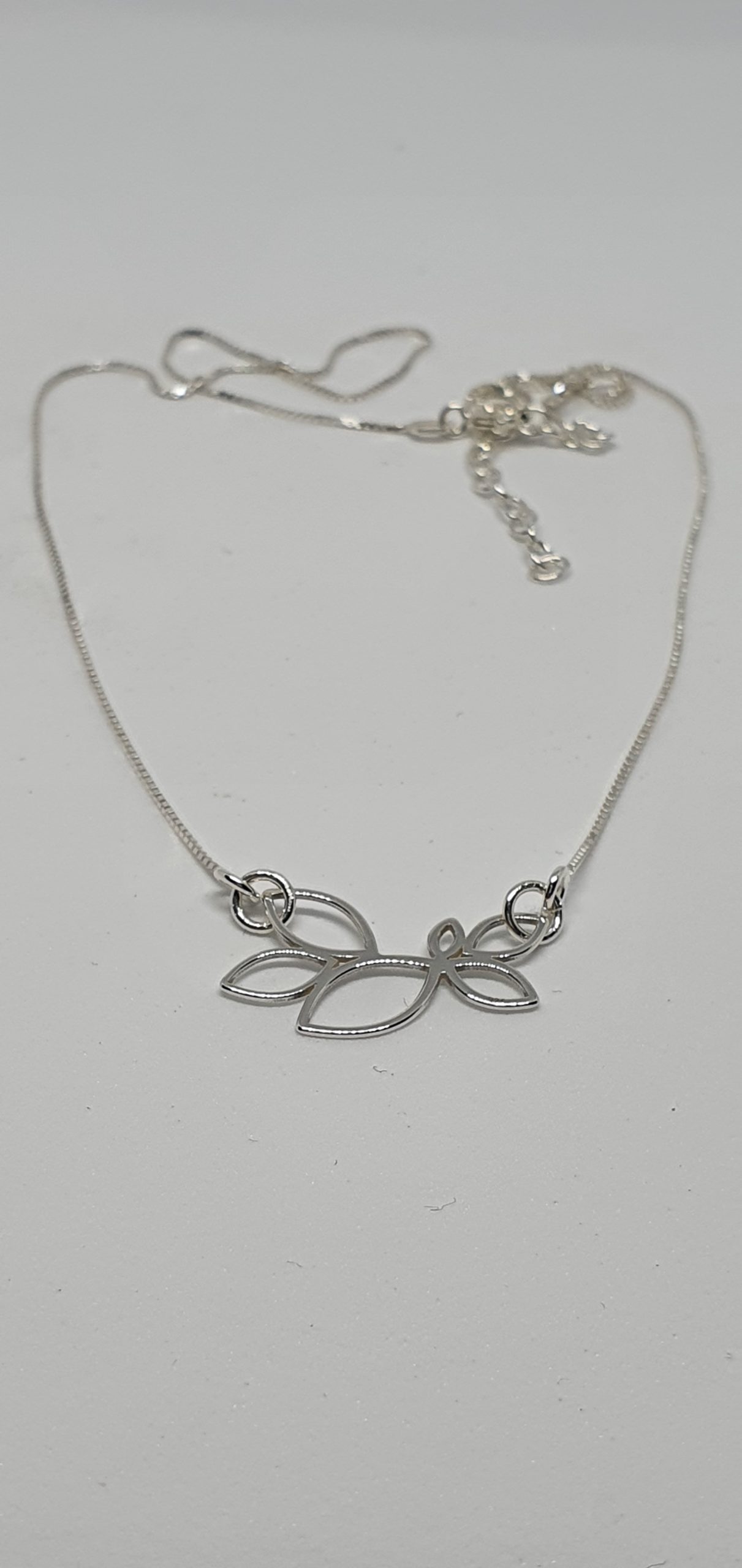 Collar choker de plata con hojas - Imagen 6