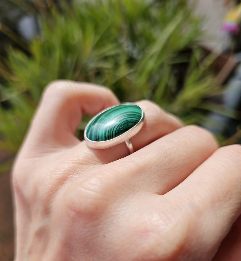 Tendencias de joyería 2026: metales, piedras, colores, estilos y formas